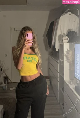 Lorena Akaurinovic [ lorena-akaurinovic ] - Do you want me to tease you now? 😈