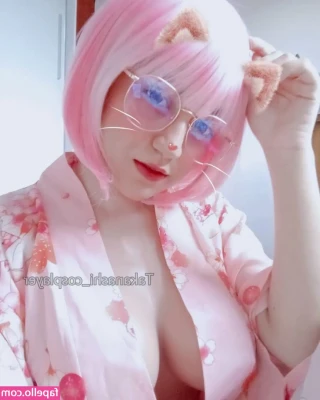 Takanashi_cosplayer [ takanashi-cosplayer ] - 80s bimbo milf coming soon ❤️