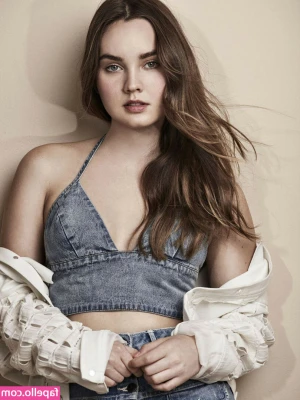 Liana Liberato [ liana-liberato ] - I feel like i look really swollen tonight🤔