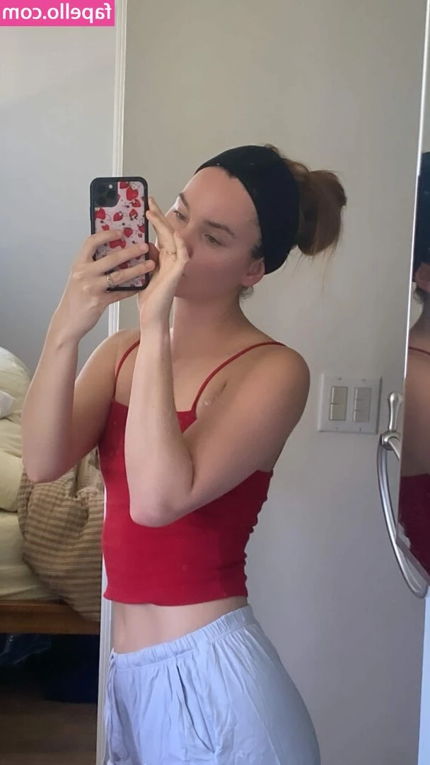 Liana Liberato [ liana-liberato ] - Silly shower but I’m clean for you now.