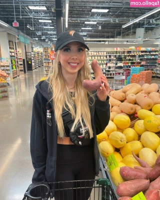AEW/Impact Wrestling Allie The Bunny [ aew-impact-wrestling-allie-the-bunny ] - I’m horny today 😍😍😍