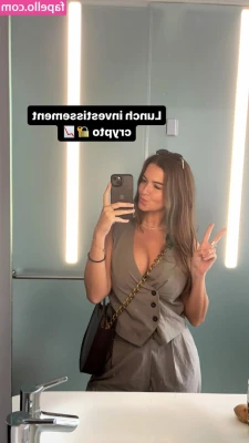 Camille Aubery [ camille-aubery ] - Do you like how the two hearts look next to my nipple? 🤭