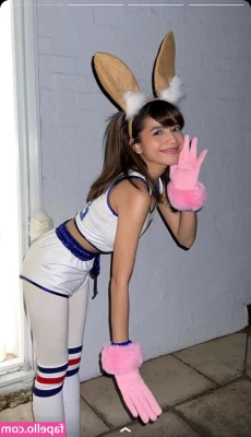 Eeveenara | Eevee Enara [ eeveenara-eevee-enara ] - Really though.. if someone leaves a bby in me this year.. who’s