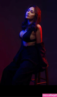 Zoe Bernardo Santiago [ zoe-bernardo-santiago ] - Sneak peek of video released tomorrow. 😈💋