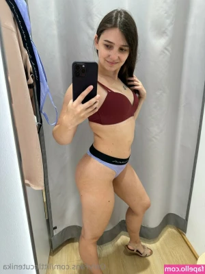 Littlecutenika - ❤️‍🔥How badly do you want me to strip for you right now?💦