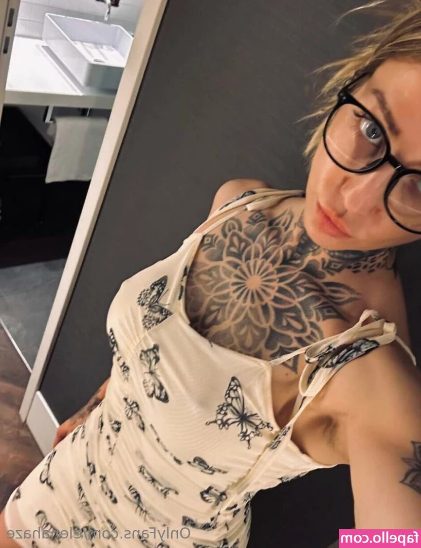 elenascrib - I want to do this on your cock