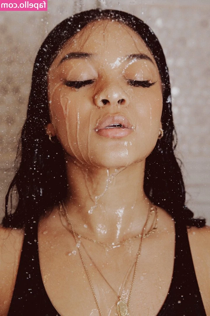 Wolftyla - would you like to know what i'd do to you before we go to sleep? 😉