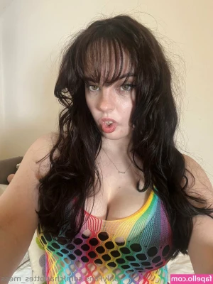 charlottes_mess [ charlottes-mess ] - 💥 𝐒𝐏𝐈𝐃𝐄𝐘 𝐒𝐋𝐔𝐓𝐓 𝐆𝐄𝐓𝐒