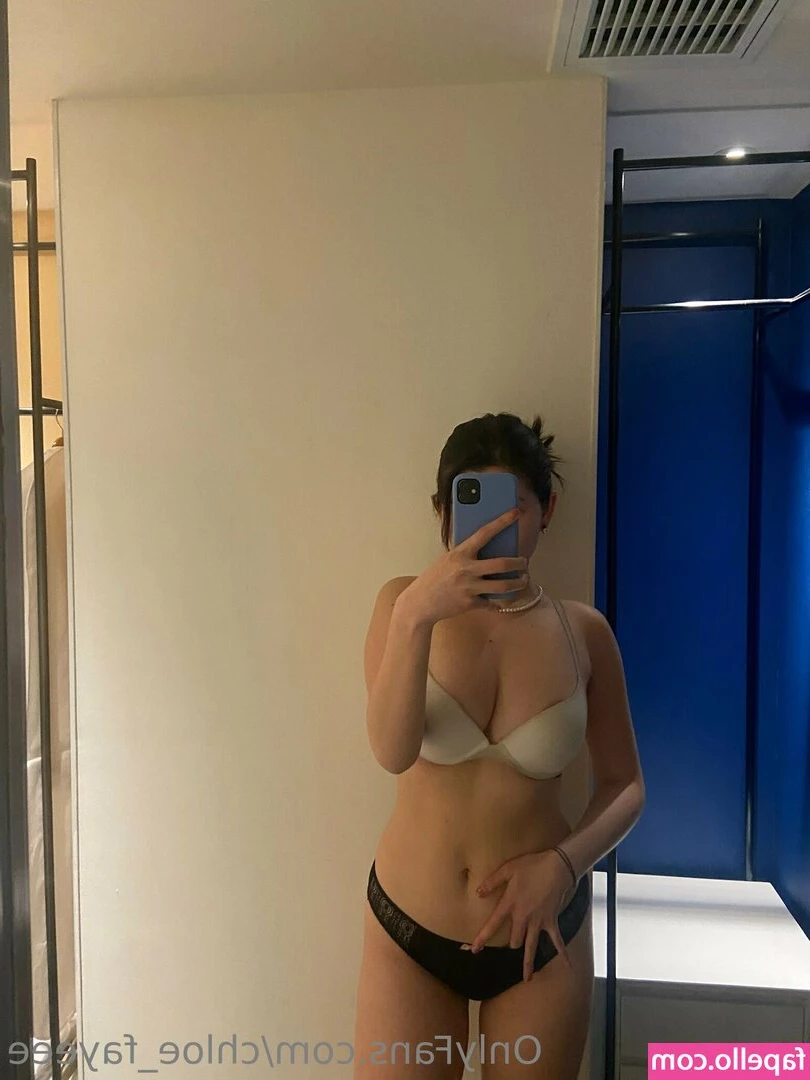 chloe_fayeee [ chloe-fayeee ] - Working on some new content  Sorry I haven t been around   Did you