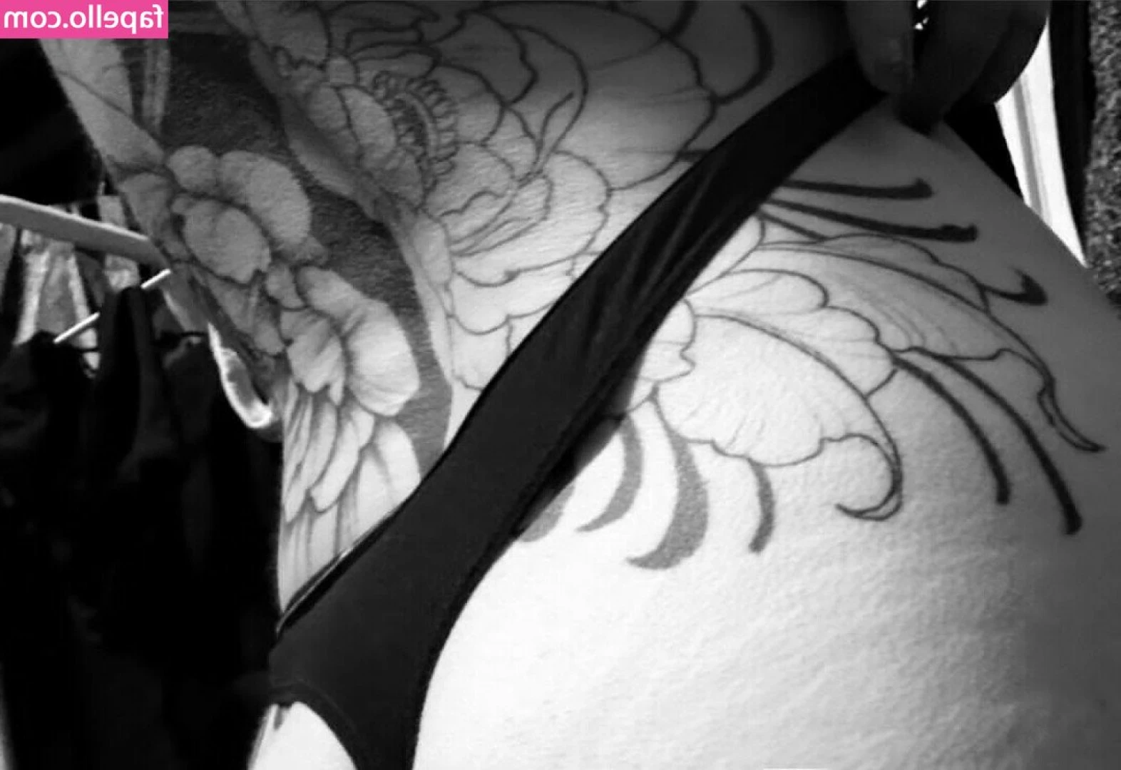 Unicornbxtch - I was messing about and this pic cracks me up so enjoy 💦