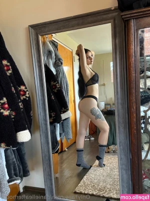 Danielle Gross [ danielle-gross ] - I want to fuck outdoors like a real animal ;)