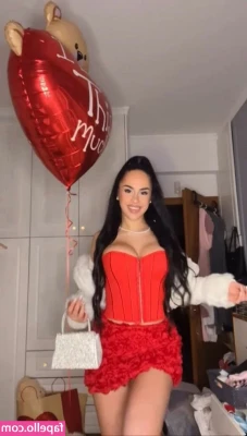 Marikelly - Happy Hump humpy day😘🍑 Good morning everyone!!