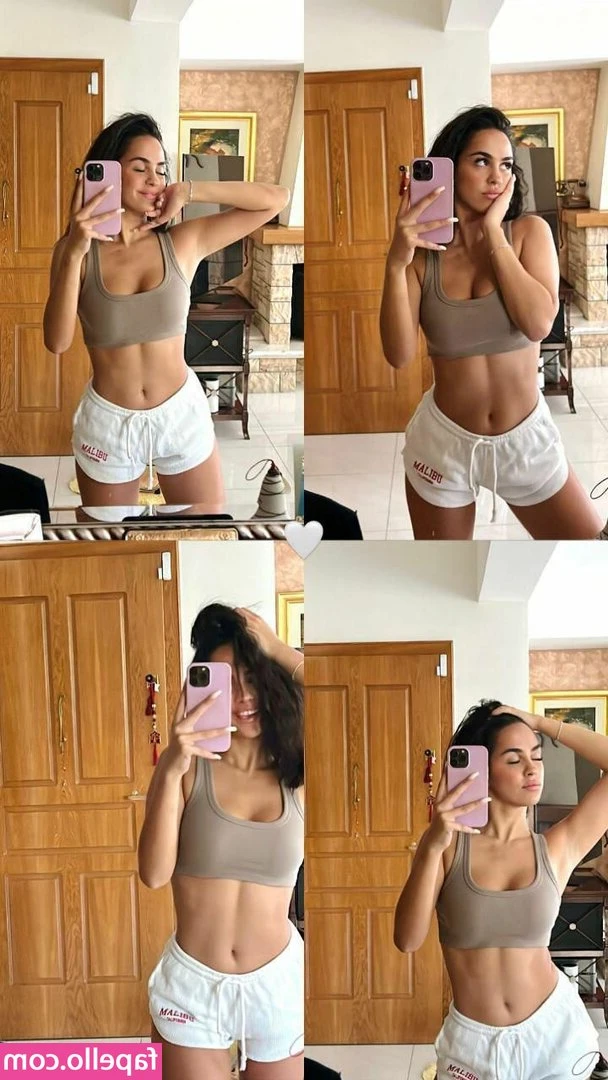 Marikelly - Sexy Friday Tits! Hoping that these sexy milf Tits get some action
