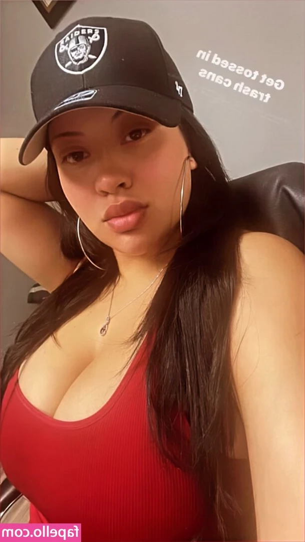 Mamii_Jazz [ mamii-jazz ] - Merry Christmas 😘🎁🎅🏻🎄