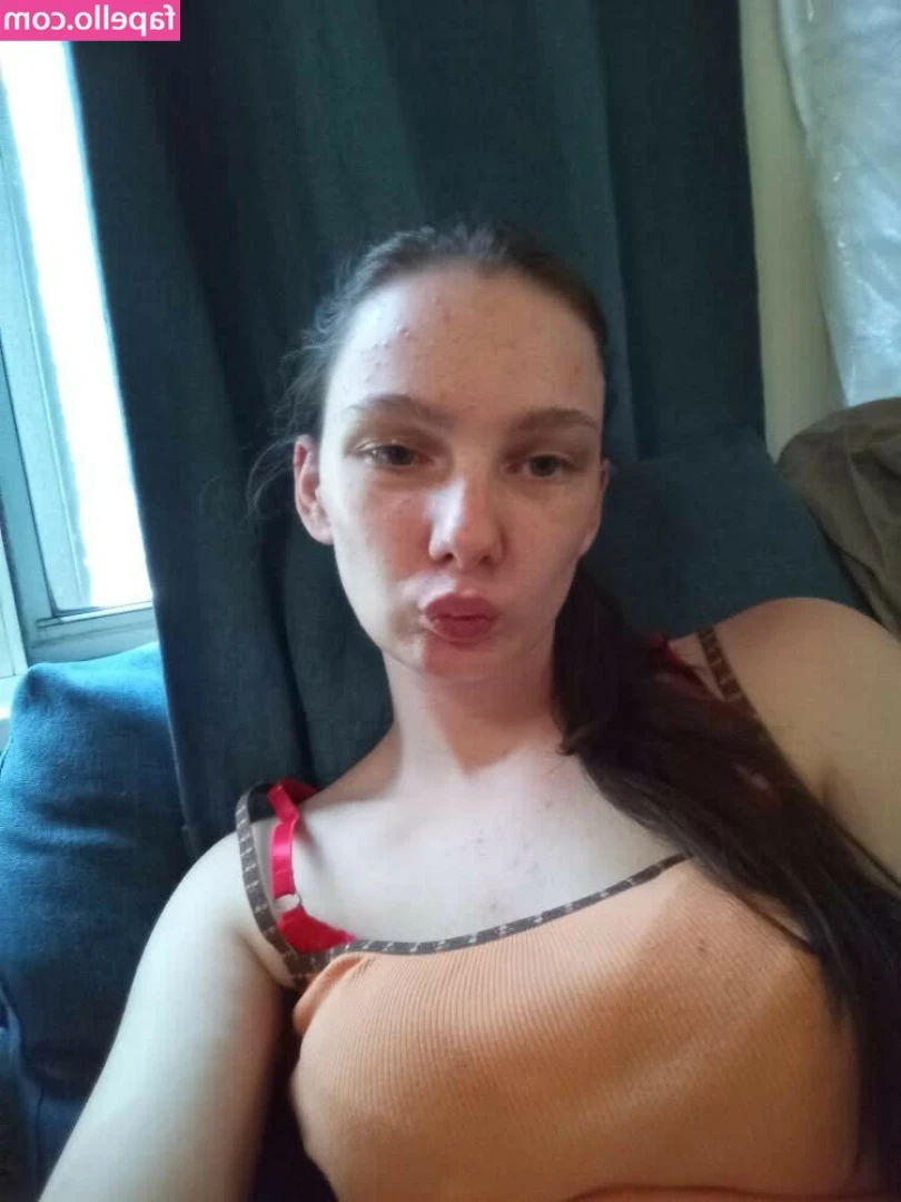 Kayla Yuhos [ kayla-yuhos ] - Fresh😻 Everyone dm what they want me to post, replying to