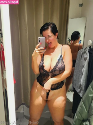 CurvyJules69 - tested out some toys hehe 👉🏻👈🏻 i definitely found my new