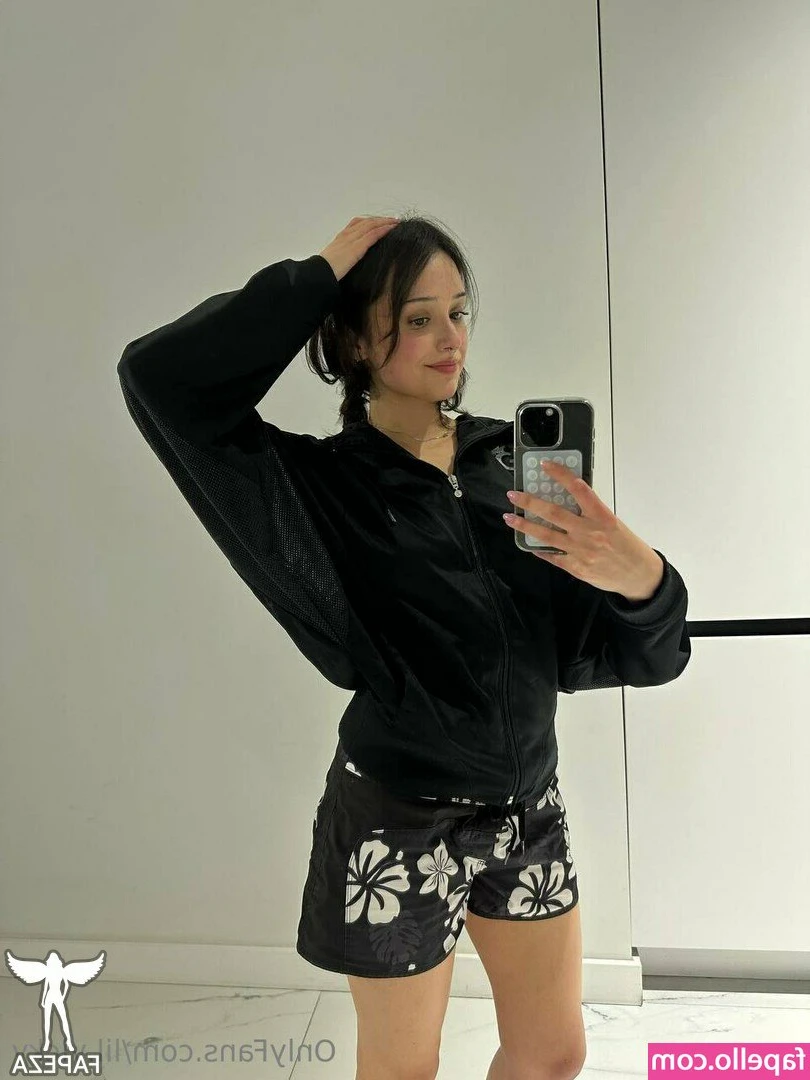 pickyvicky - Hey cutie!! Cum in my DMs for some fun! 🥰