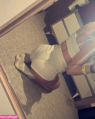 secret_hub_wue [ secret-hub-wue ] - I'm so ready for you babe 💘😈