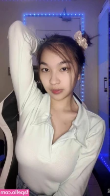 itsroryjeanne - Some lewds for you guys. Enjoy #onlyfans