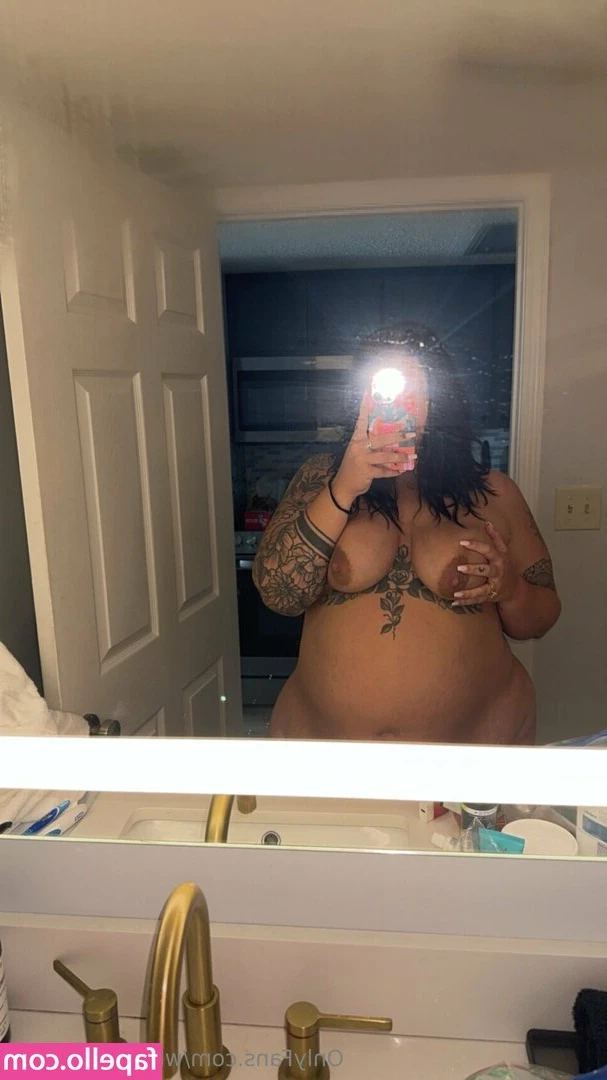 whoskrittadixon - Ex-jock strip tease 🏈😈