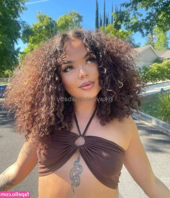 Kayla Thayla [ kayla-thayla ] - Become familiar with my feet from every angle.  They're your sex life