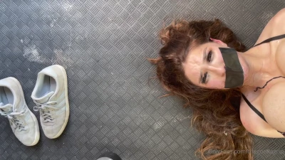 Thegorillagrip - i’m on vacation BUT my boyfriend and i will be making content when