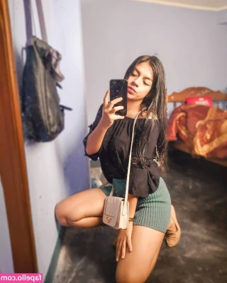 Josselyn Sanchez [ josselyn-sanchez ] - Under the doctors coat