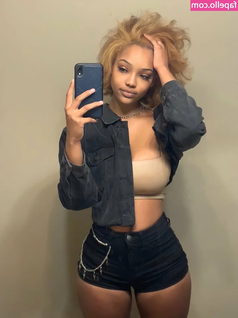 jazmyn - These sweatpant pajamas felt so nice and soft up against my dick I