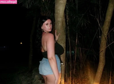 Sadie [ sadie-1 ] - Something a little fun to bring in Friday - a blacklight bikini
