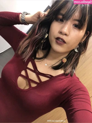 Mikaela - Ok new game alert! Kinda like instatits but... InstaBeaker! Tip $13
