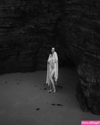 Kateryna Kaminska [ kateryna-kaminska ] - Come party with me 🌙