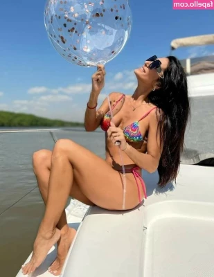 Silvina Escudero [ silvina-escudero ] - One of a kind photo s you will not find anywhere else  Where I took