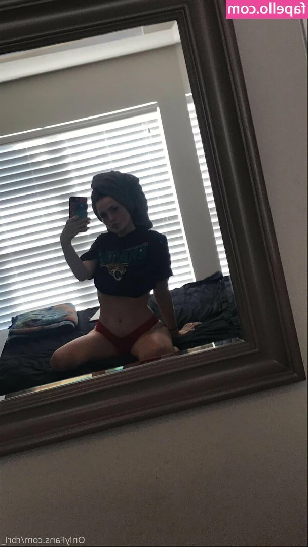 rbri_ [ rbri ] - Who wants to watch me get fucked up close?