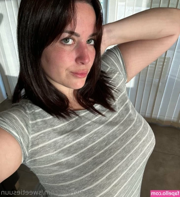 sweetiesuun - Not gonna lie I just wanted to show my new nails   what do you think