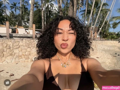 Ayame P. [ ayame-p ] - 7 of my latest videos are waiting for you in your DMS!!!