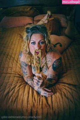 Danielle Colby [ danielle-colby ] - spit kink