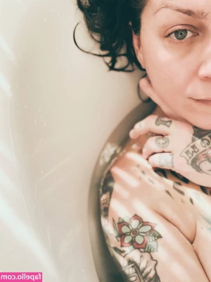 Danielle Colby [ danielle-colby ] - You re not supposed to be here part 1
