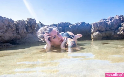 Danielle Colby [ danielle-colby ] - Wanna have some fun