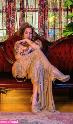 Danielle Colby [ danielle-colby ] - Happy Sunday 🥰 I hope you’re enjoying the day!