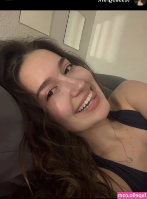 Tessa Grant [ tessa-grant ] - I need coffee tip me for some and I'll spoil you ☺️🥰😍