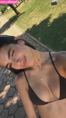 Sonia Bonin [ sonia-bonin ] - To the 5 people that will see this , hello babe 😘