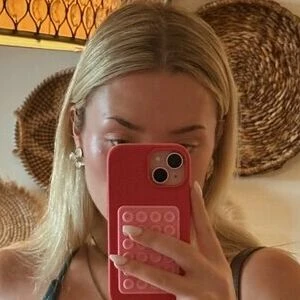 Chloeemma