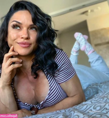 Renee Jewett [ renee-jewett ] - sucking daddy out on our date!!!