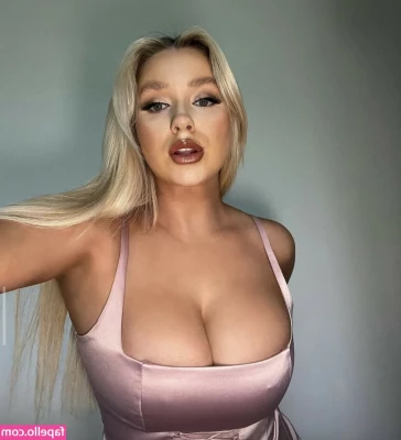Princessbaby - Pool time