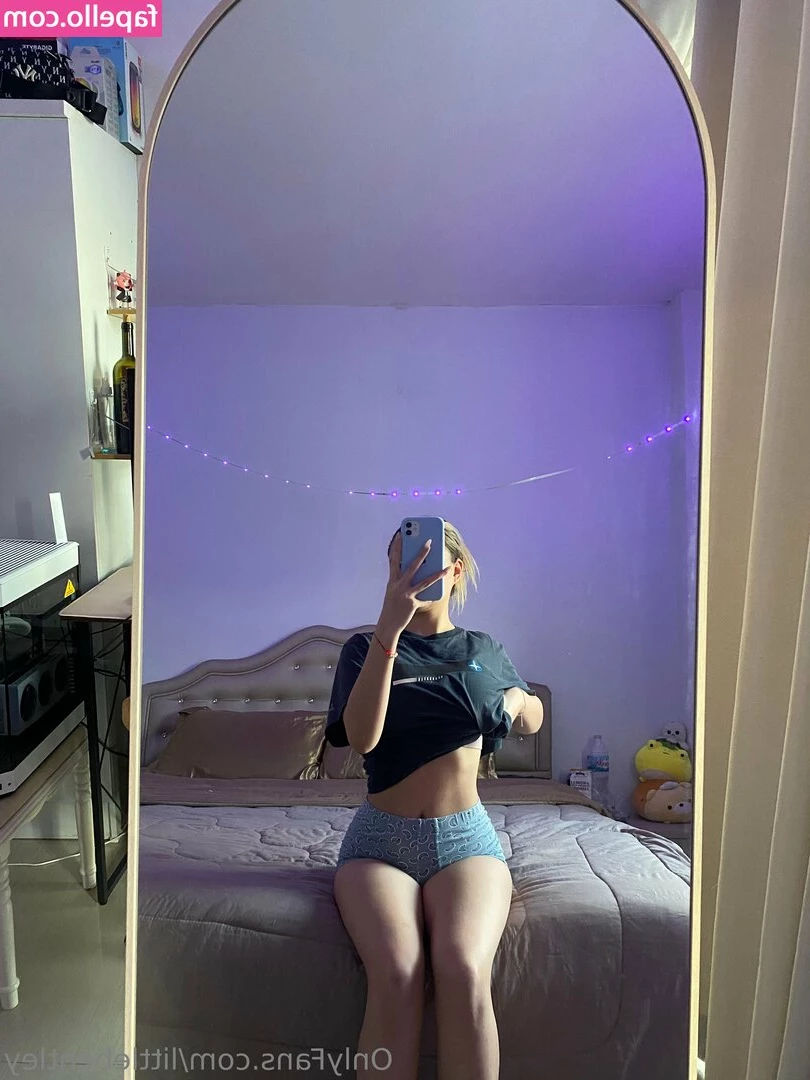 littlebentley - My friend has a huge cock  cant wait to get this again  More of these