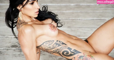 Natali Gomez [ natali-gomez ] - Good morning! Please come & join me in the shower? Let's get wet