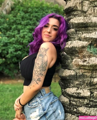 May Bakshi [ may-bakshi ] - As requested ;) Cubby jerking it- doggy style... and showing that