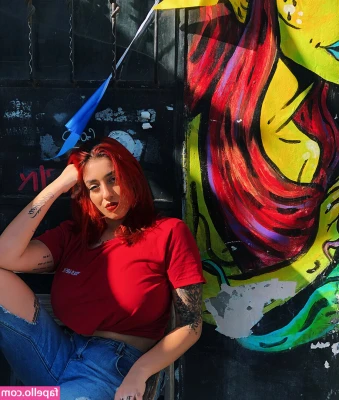 May Bakshi [ may-bakshi ] - I love to set a romantic atmosphere around me: candles, soft