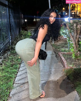 heidiangel_ [ heidiangel ] - Ho bagnato la punta del cazzo di orgasmo😏💦