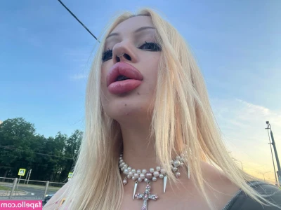 hyst3ricang3l - Yummy bitch